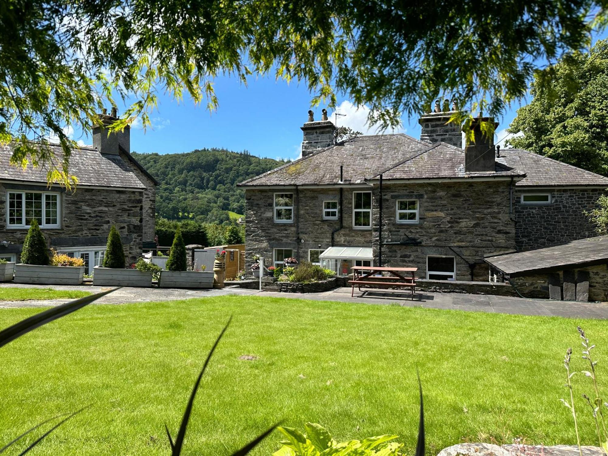 Tyn Y Fron 6 Bedroom House In Betws-Y-Coed Snowdonia Dış mekan fotoğraf